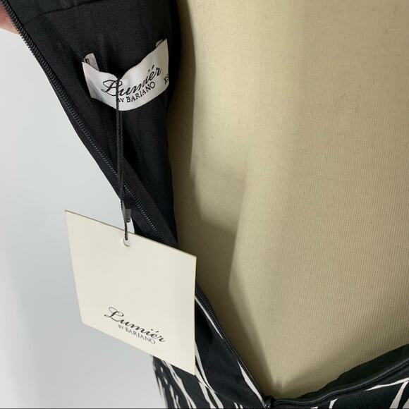 Lumier by Bariano XS Black White Striped Maxi Dress Open Side Sleeveless NWT - Picture 9 of 11